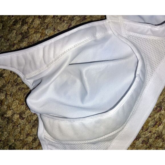 Glamorise Magic Lift Seamless Sports Bra Size 42C White Wide Straps Smoothing - Picture 4 of 5